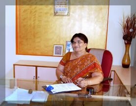 https://www.yashcollegebadnawar.org/